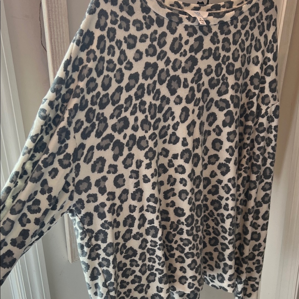 Leopard Print Crewneck Sweater in Black and Cream